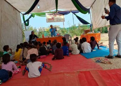 Distribution of medicines by Sourya Sanstha at Gurjar Ki Thadi, Jaipur