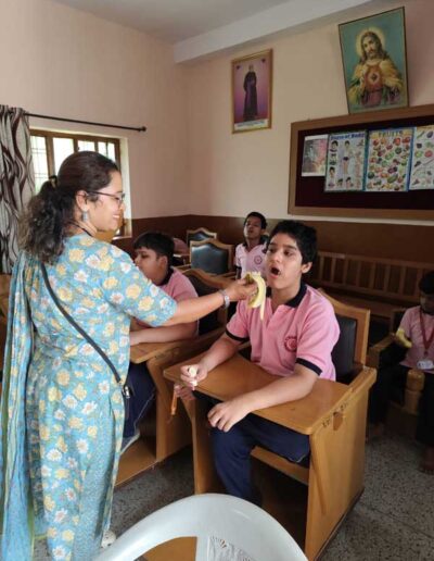 Food and toys distributed to 40 children at Sadbhavana, Ajmer